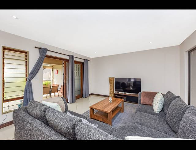 3 BEDROOM DUPLEX FOR SALE IN RIETVLEI RIDGE COUNTRY ESTATE